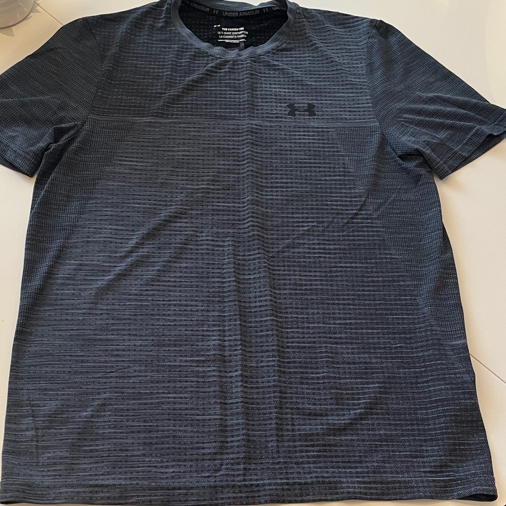 Under Armour Men's Dark blue Short Sleeve Tee